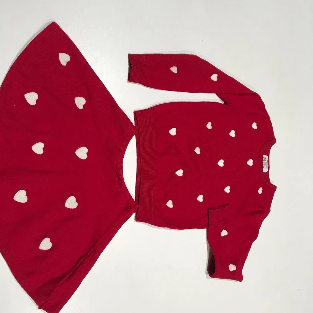 🍏🍏 H&M Girl’s Jersey Two Pieces Red Set for 4-6 years old